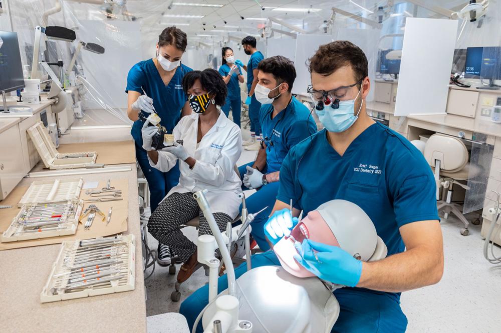 Supporting Tomorrow’s Top Dentists | MCV Foundation